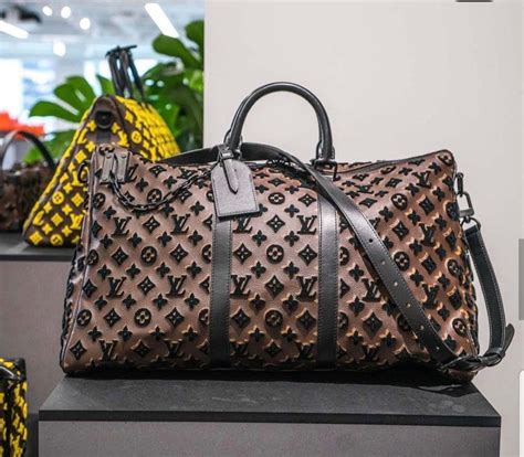 cheapest thing on louis vuitton website|least expensive louis vuitton purse.